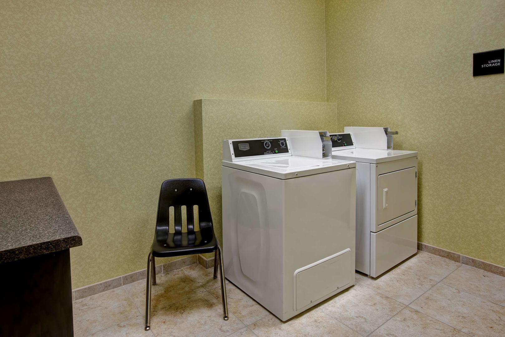 Hampton Inn DeKalb, IL