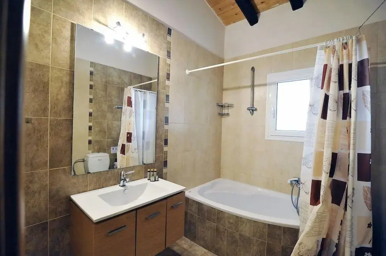 Pyramid City Apartments