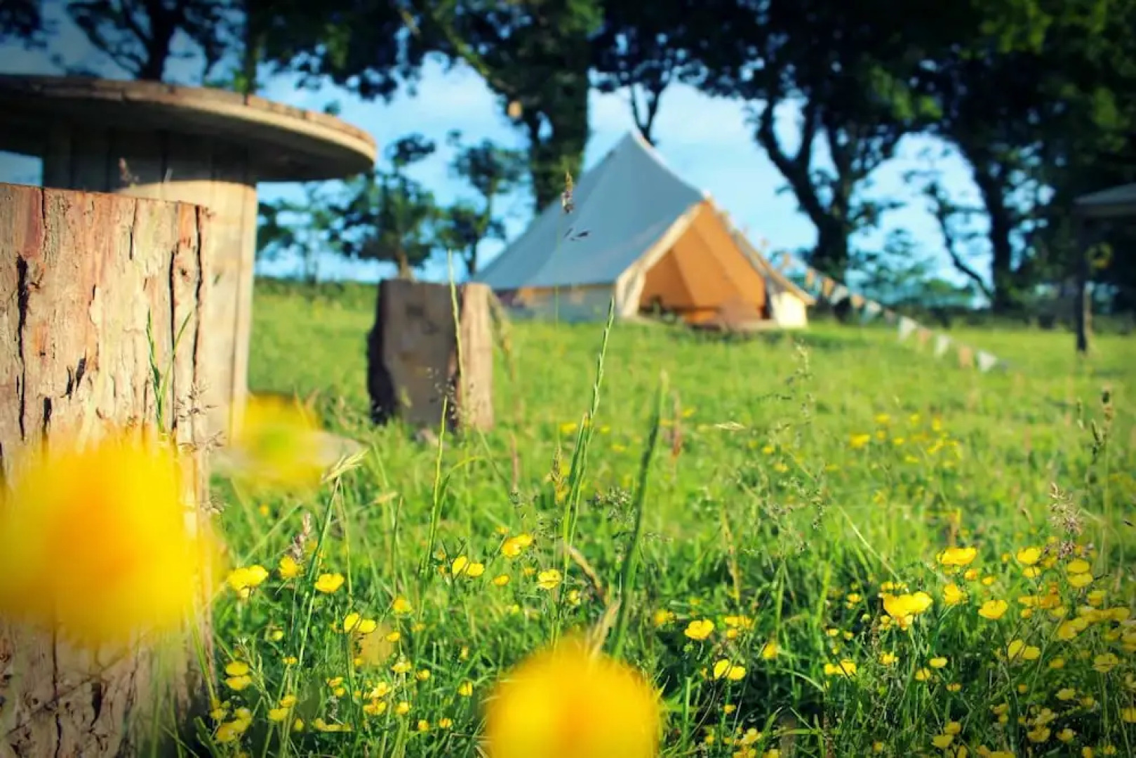 Tribal Moon Bell Tent - Love Zone