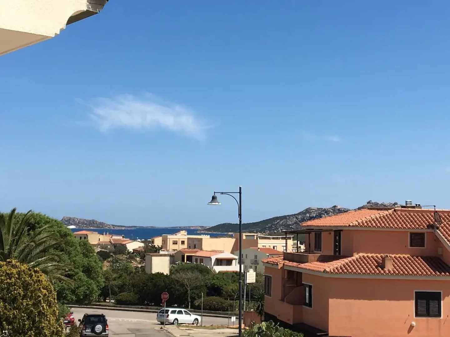 Chic Beachside Apartment