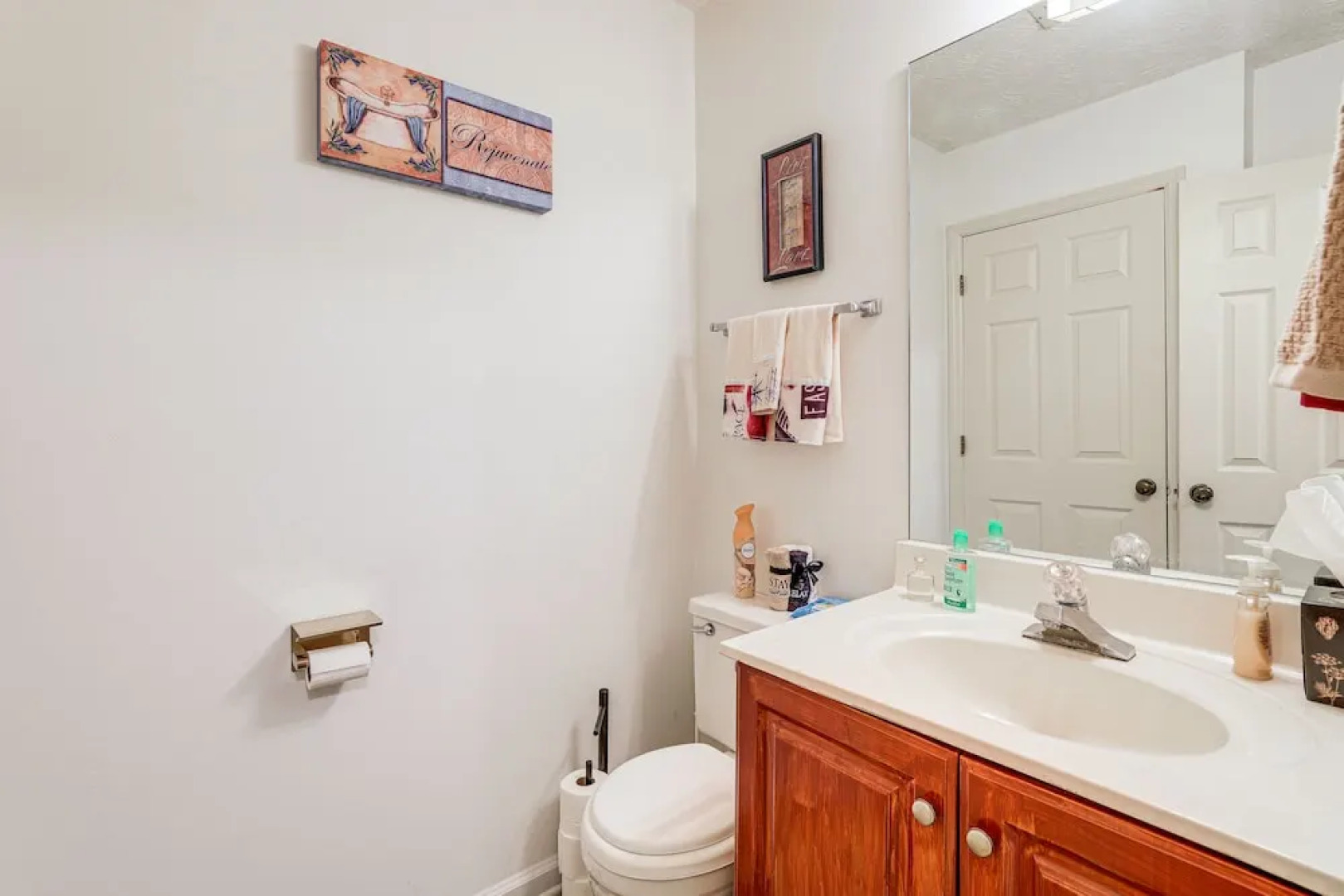 Georgia Townhome - 3 Mi to Stone Mountain Park!