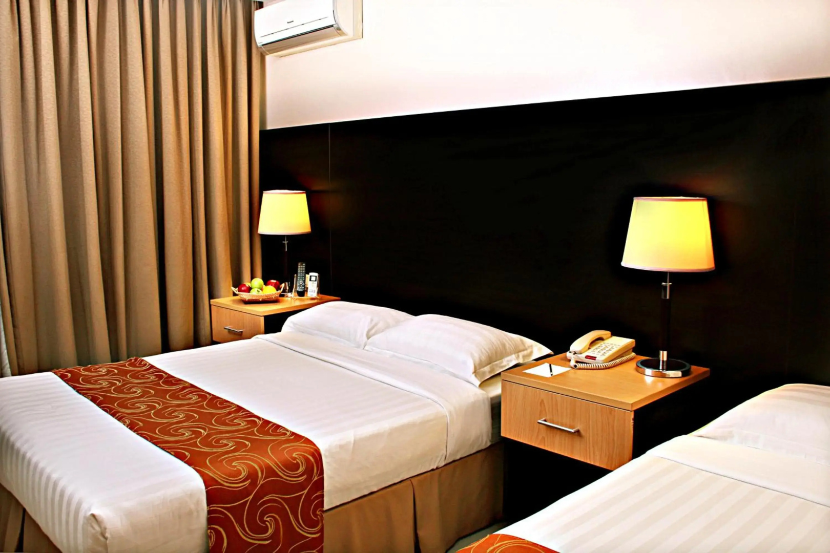 The Lake Hotel Tagaytay