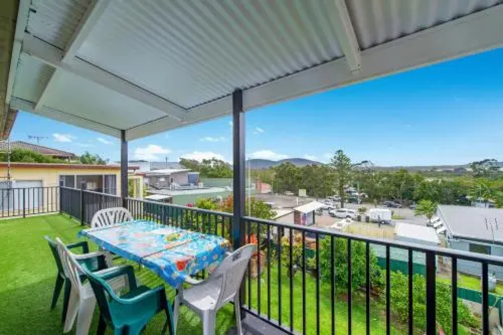 Sea View, 3 Hodgson Street