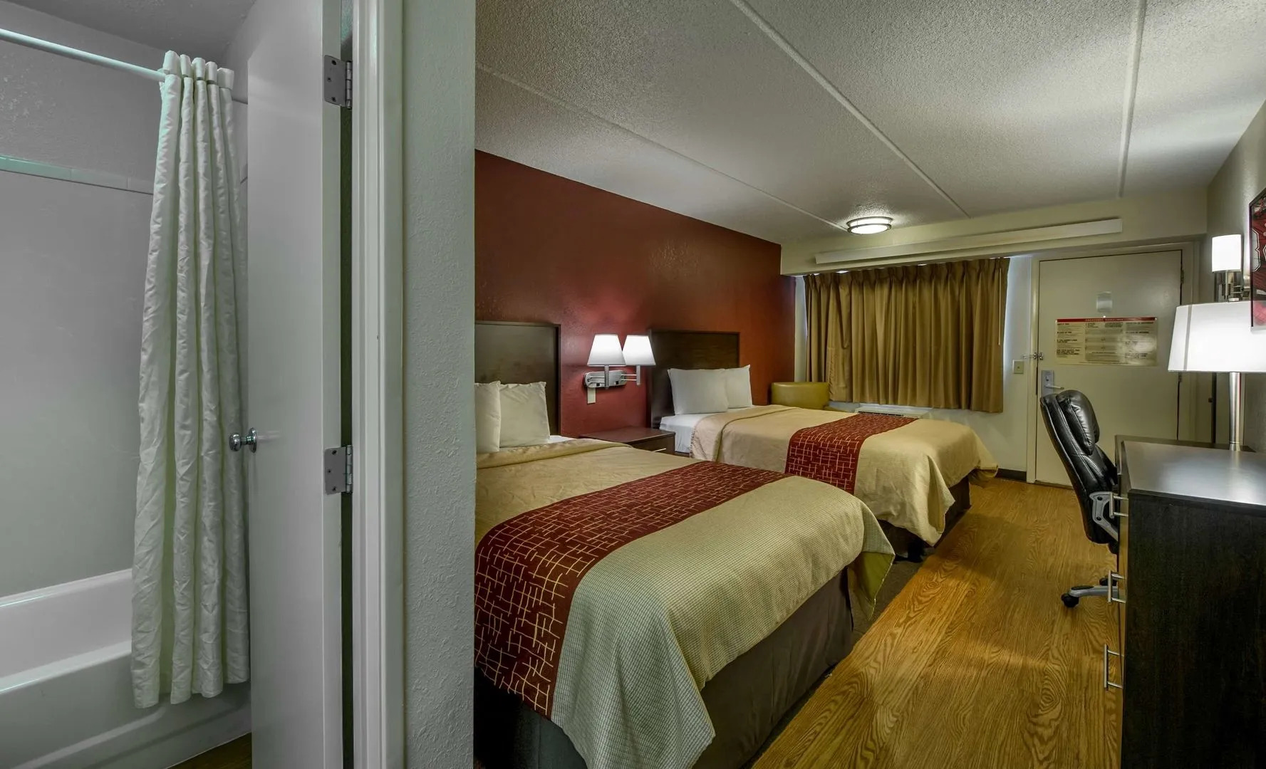 Clarion Pointe Kennesaw Town Center