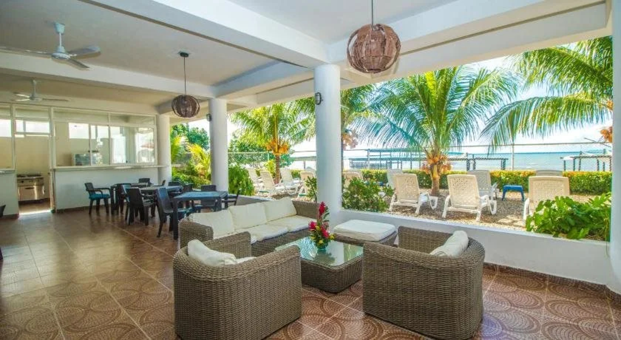 Hotel Emblema Playa Manzanillo