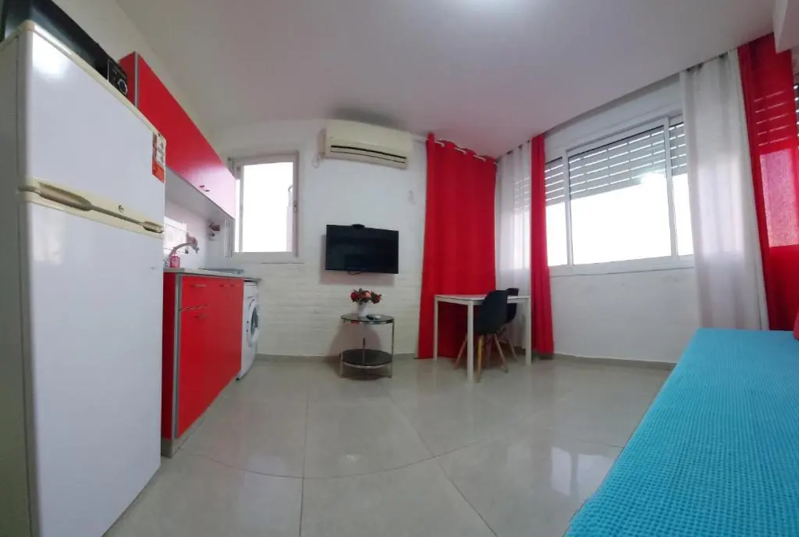 612 Apartment on the Beach
