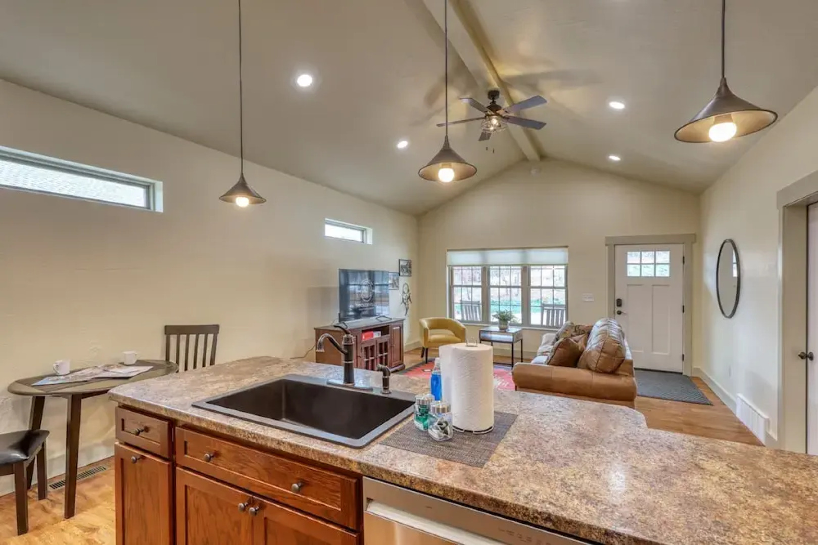 Serene Retreat King Bed at Rockerville Gold Town