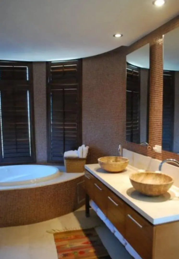 Encanto Living 0801 -2BR by Kivoya