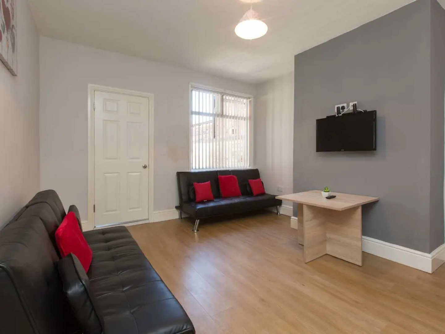 Townhouse @ 55 Brooklyn St