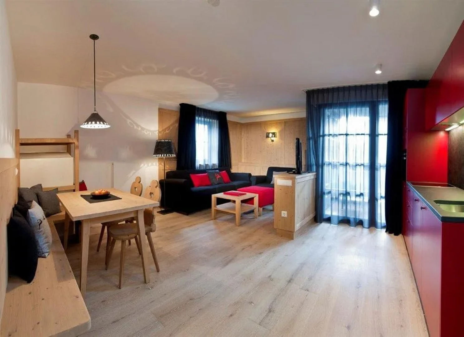 Zin Senfter Residence