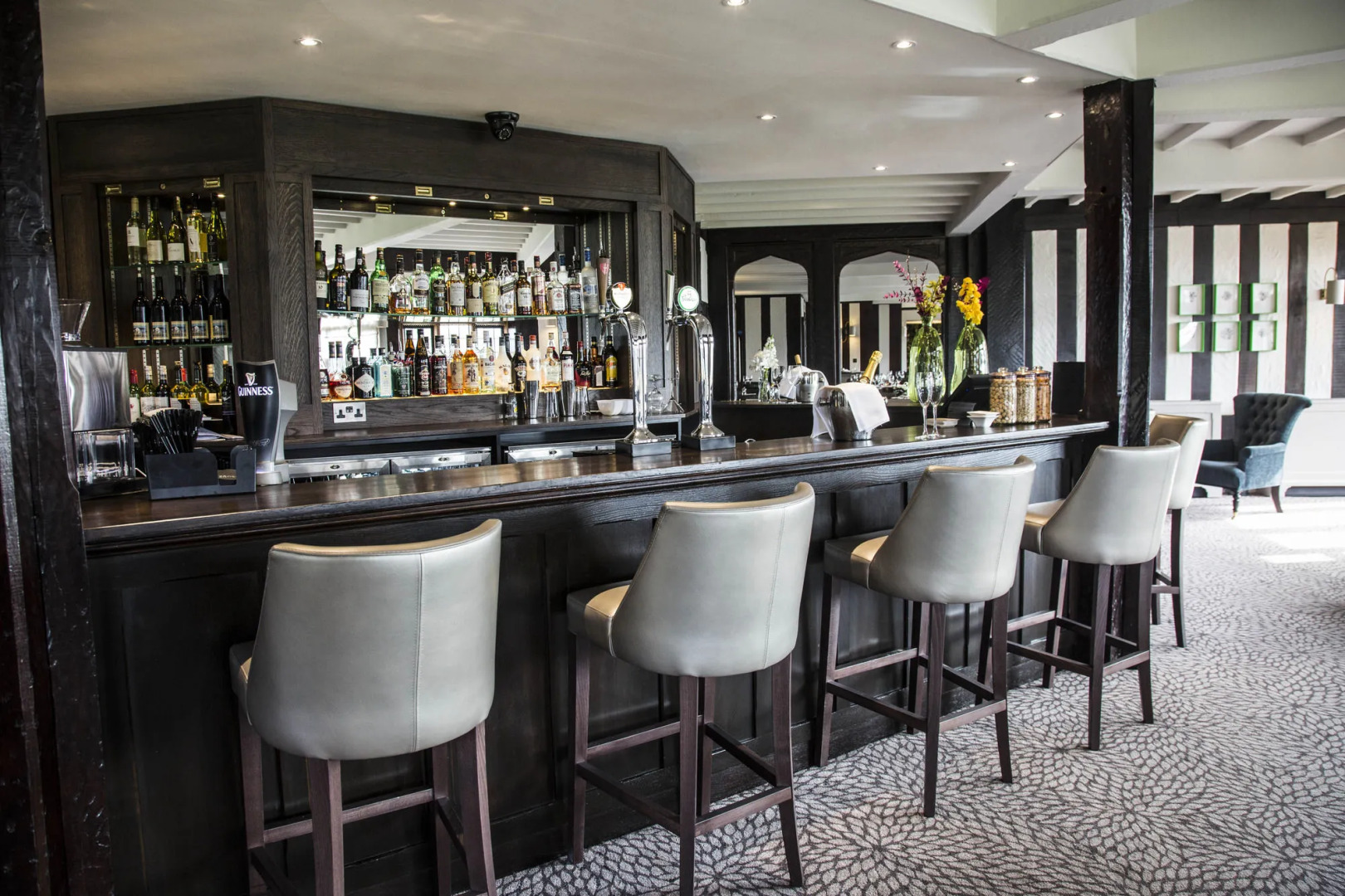 Hogarths Stone Manor