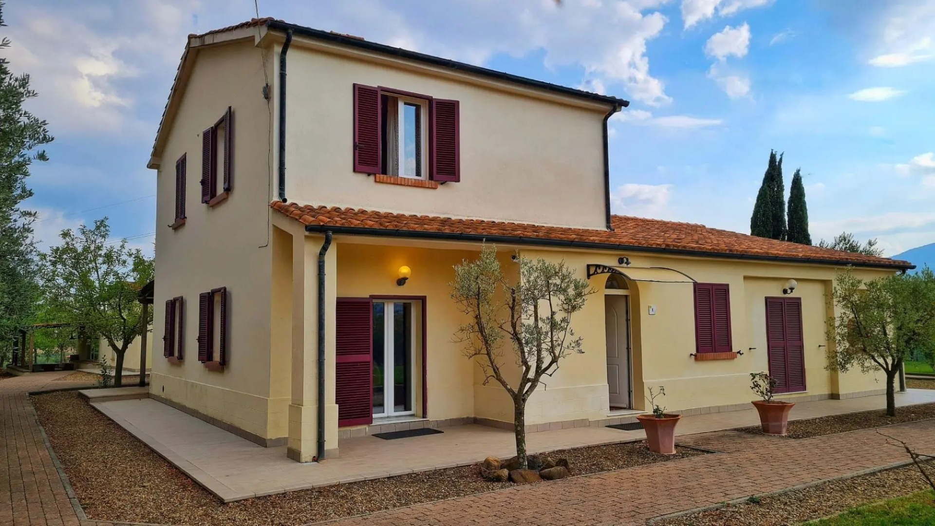 Independent Farmhouse With Pool Ideal for Groups-san Giuseppe