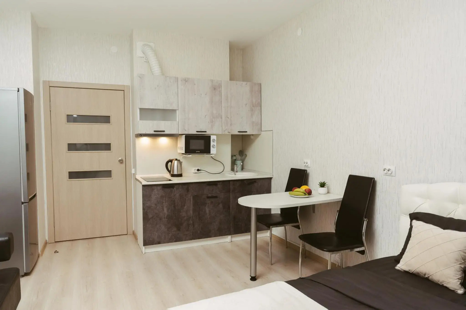 Leto Apart (Лето Апарт) на улице Революции 52В