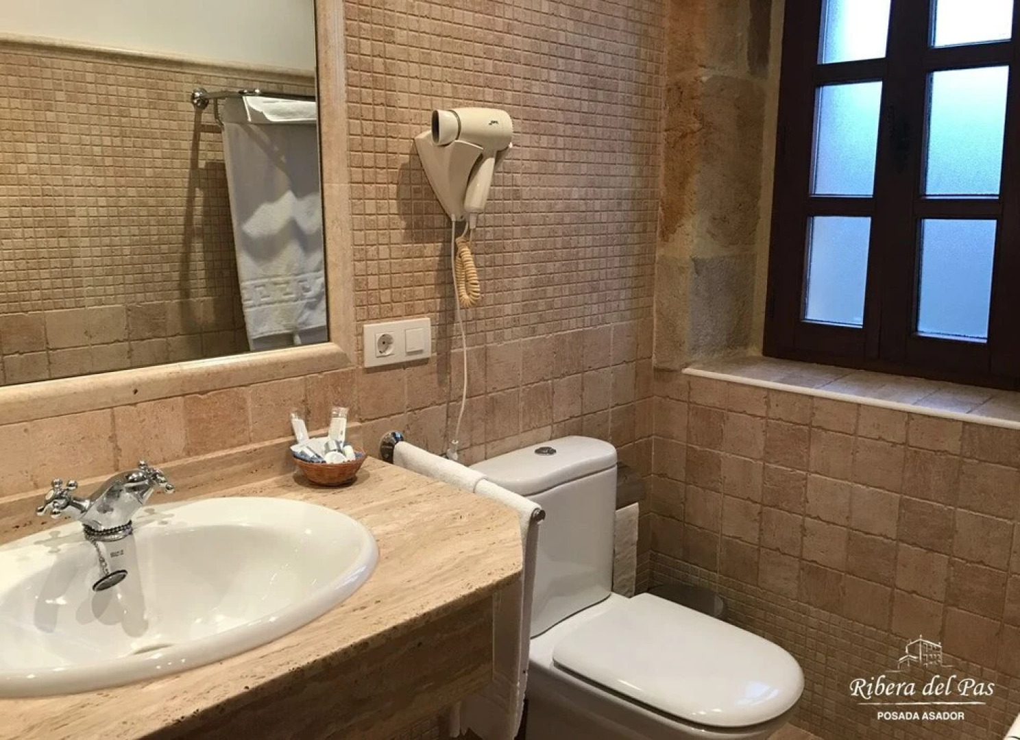 Posada Ribera del Pas