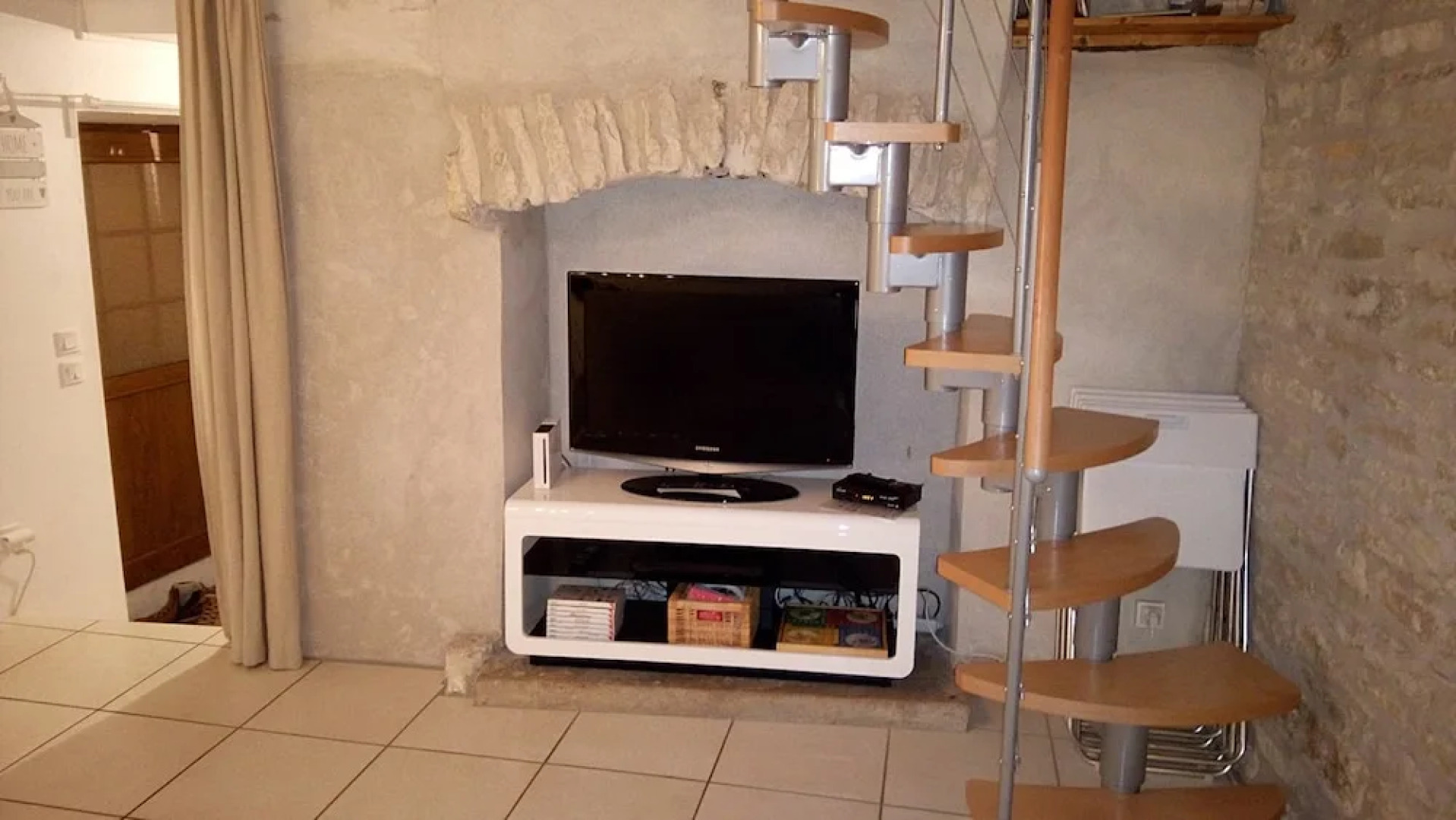 Holiday home Aqueducienne