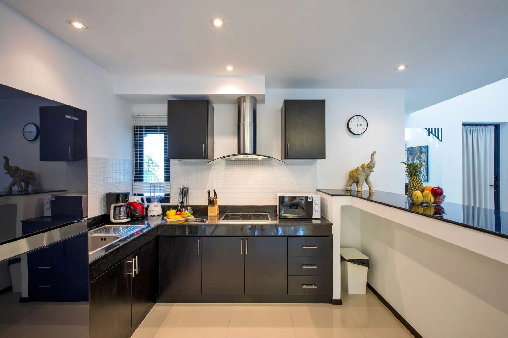 Thaimond Residence by TropicLook