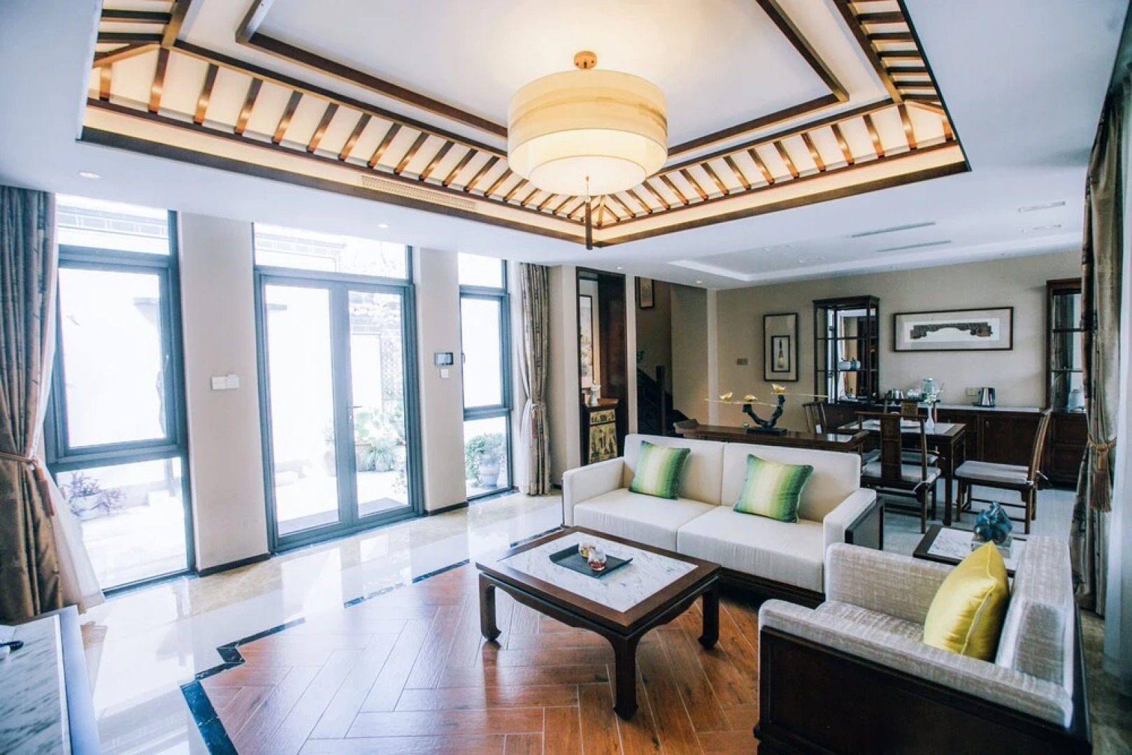 Xinhualian Lv Xin Gu Hotel