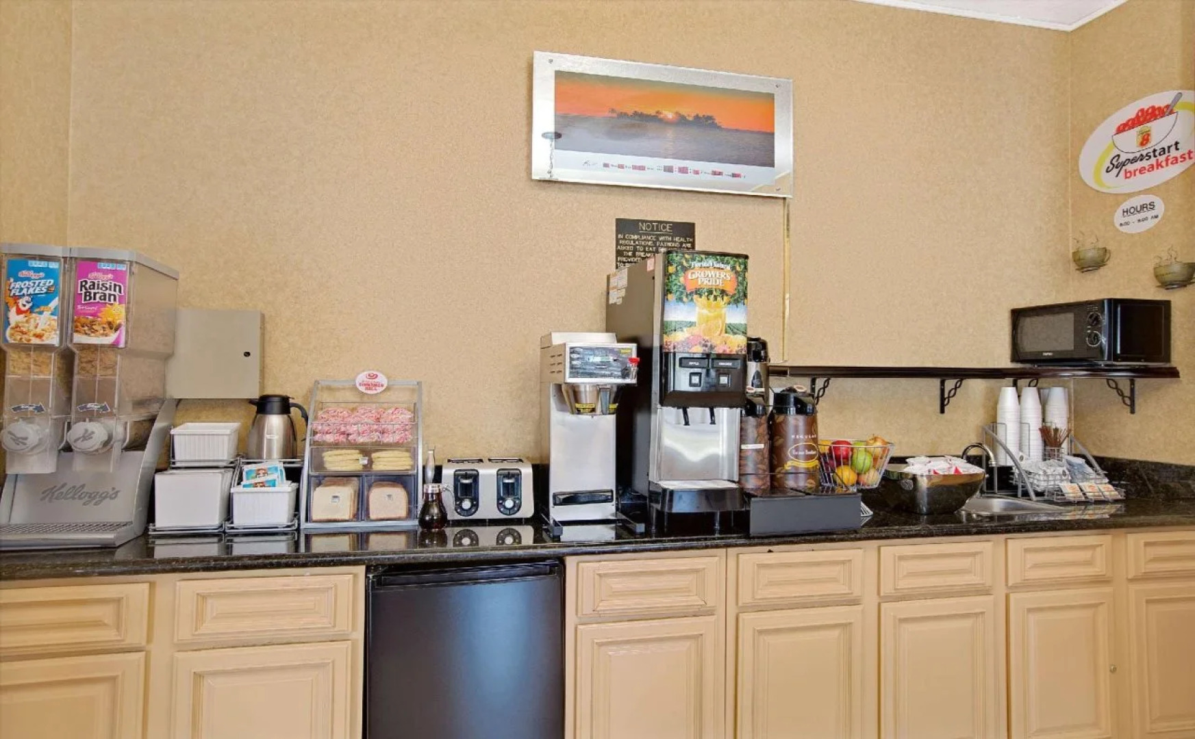 Elev8 Hotel Los Angeles LAX