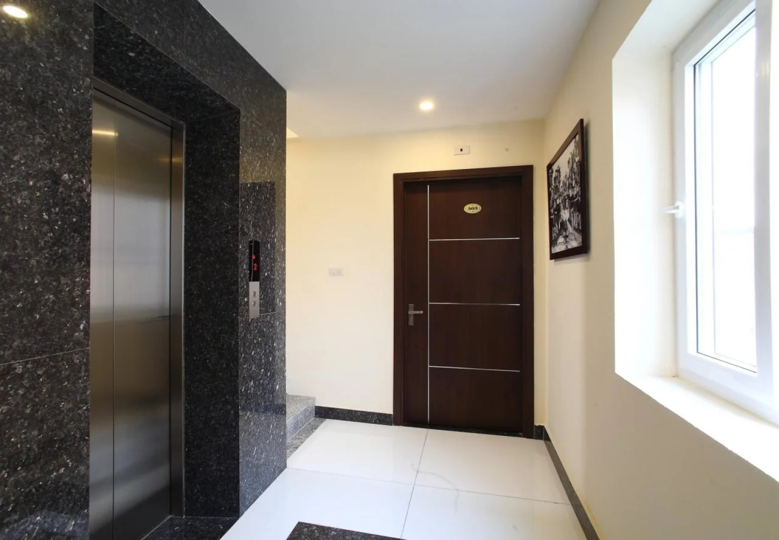 Golden Legend Diamond Hotel	