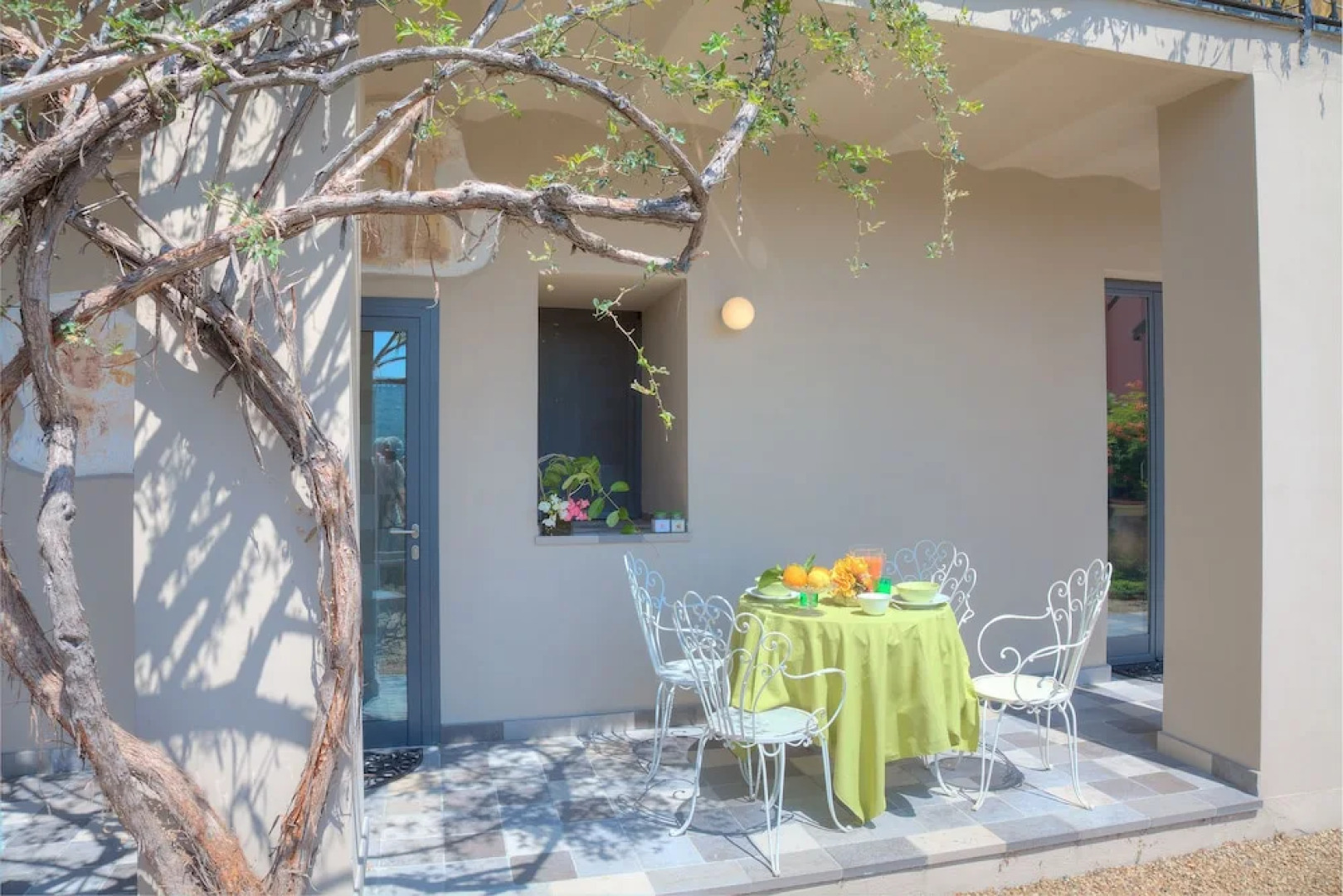 Casa Giulia Diano Castello