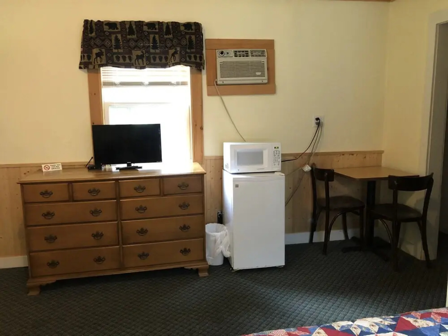 Lake George Bears Den