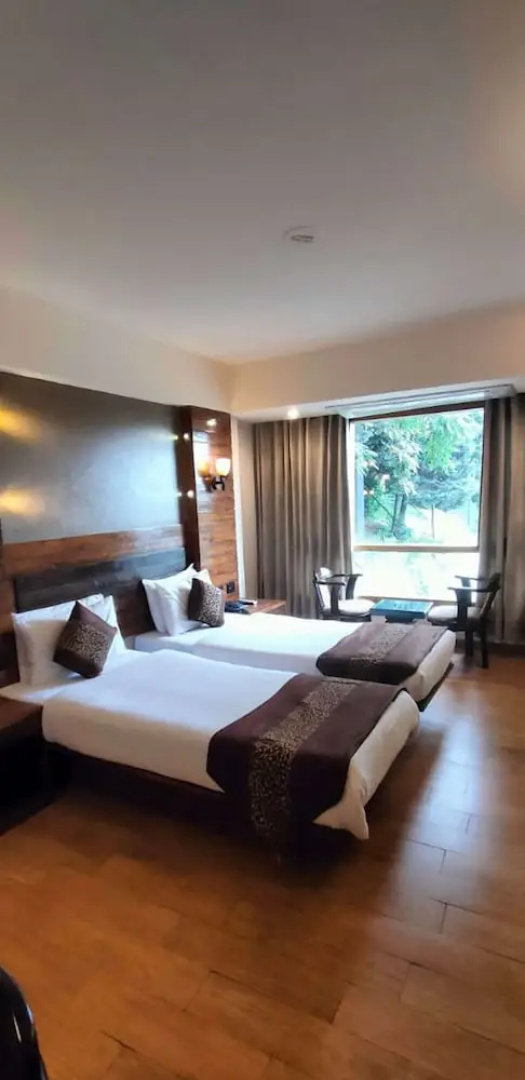 Golden Tulip Srinagar