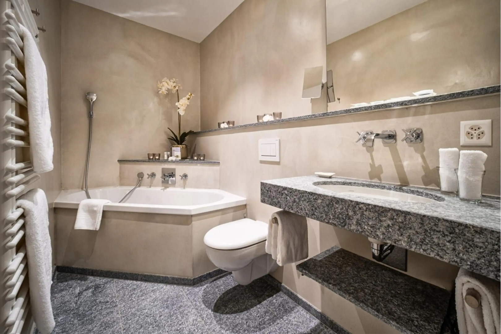 Golf- & Sporthotel Hof Maran