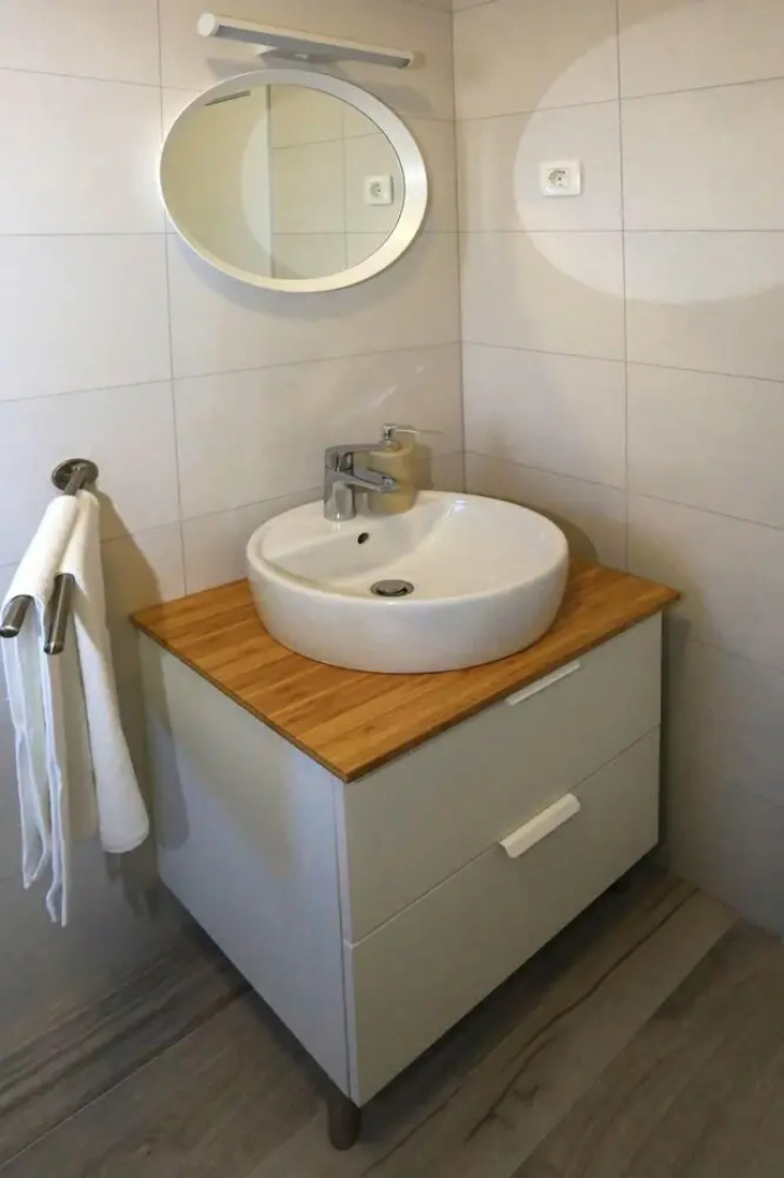 Kreso - With Pool - H