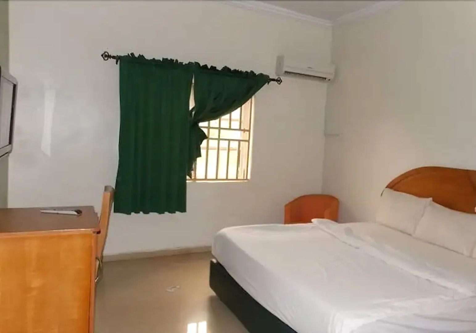 Mercy Suites And Leisure