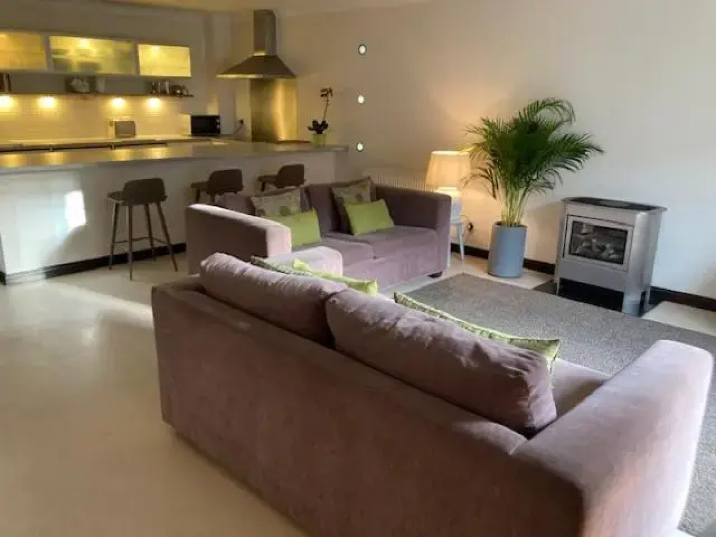 Aaron Glen Guest Apartments