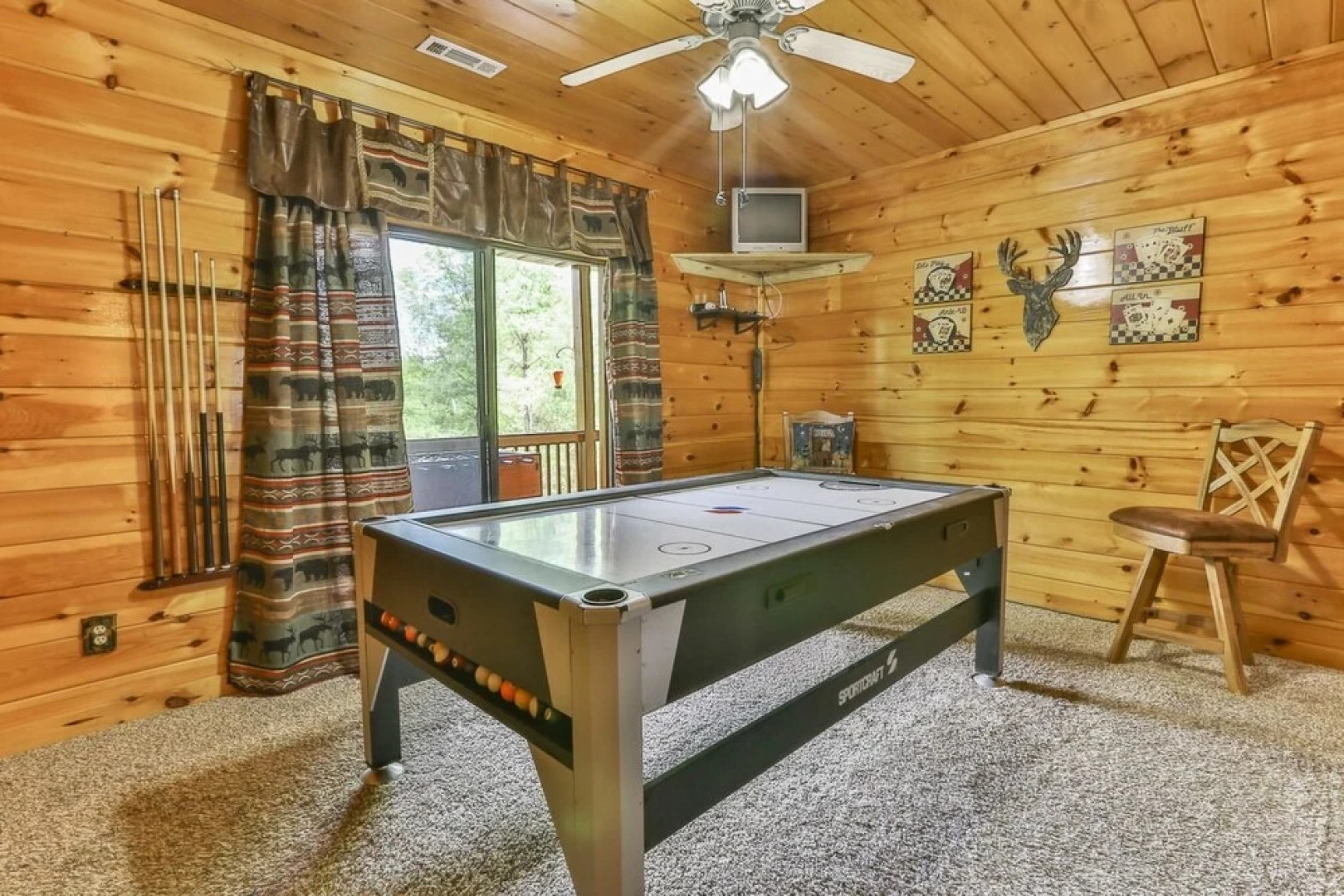 CHEROKEE SUNRISE LODGE Apartment 4 NEVAEH CABIN RENTALS