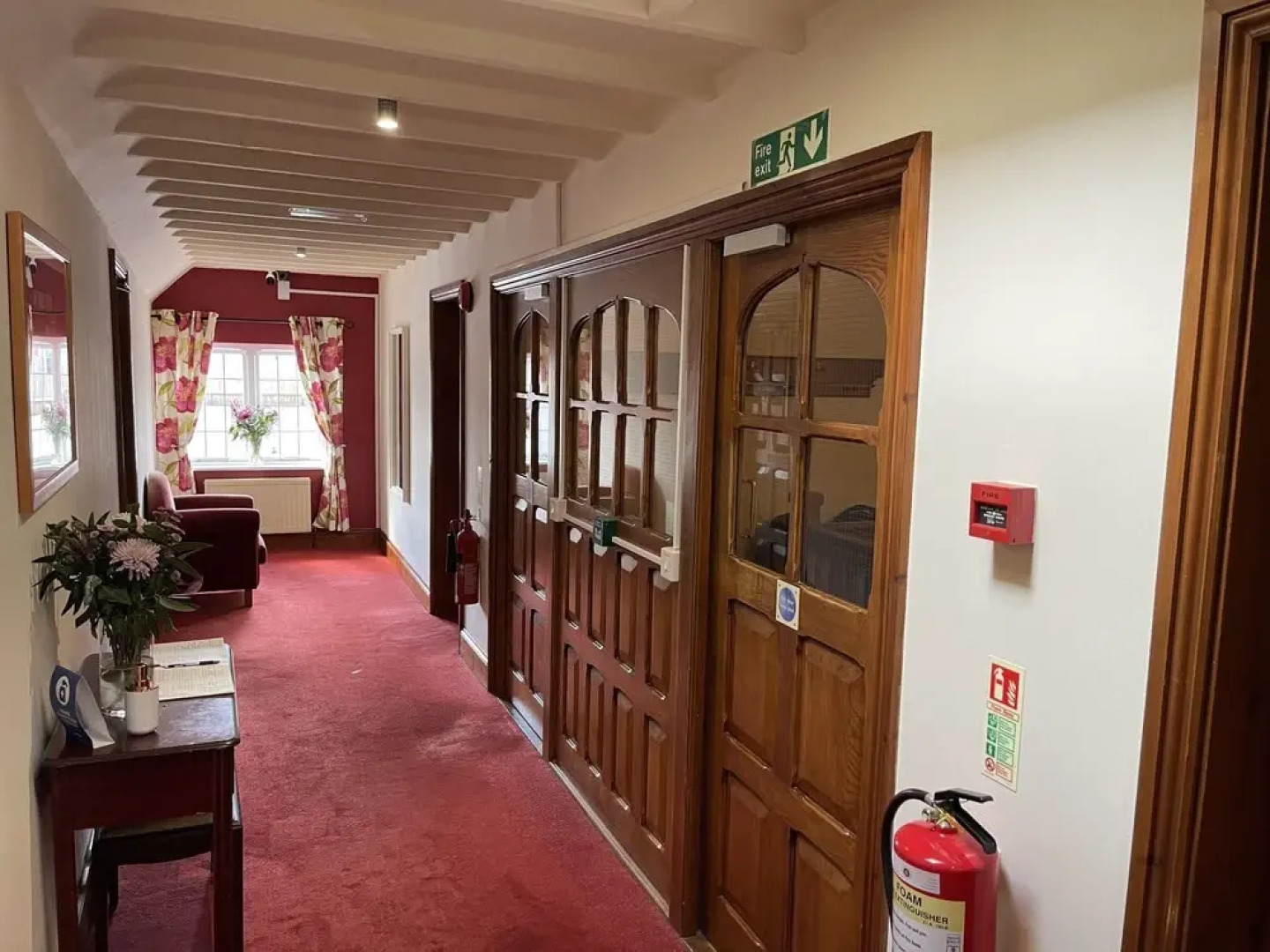 The Thatched Cottage Inn