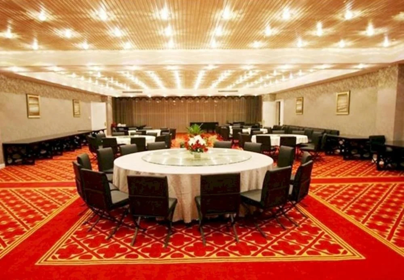 Changbaishan Gem Hotel