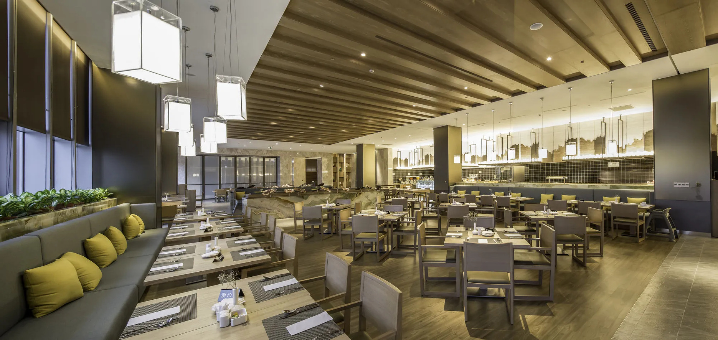 Everrich Golden Lake Hotel