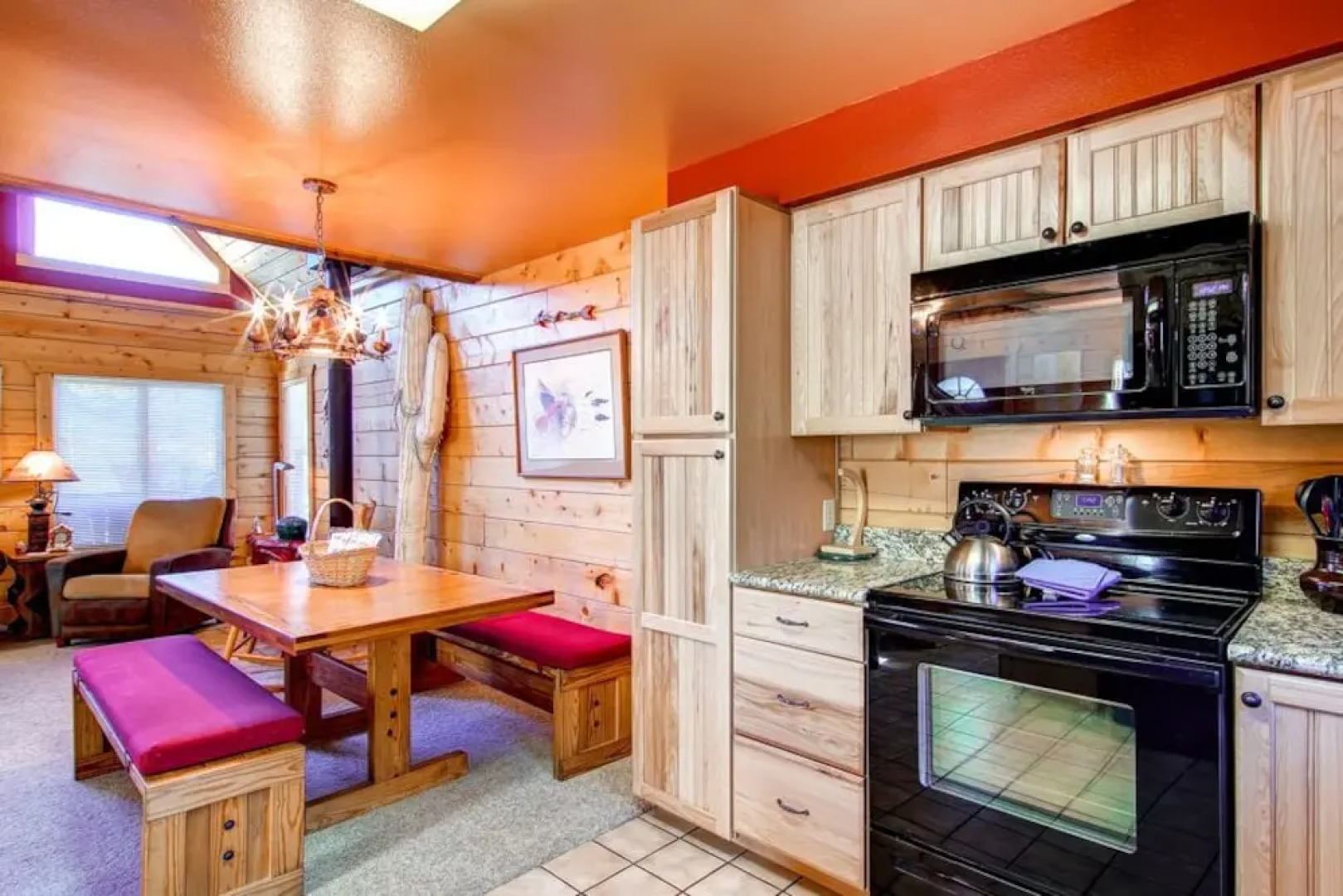 597 Deerpath 3 Br home by RedAwning