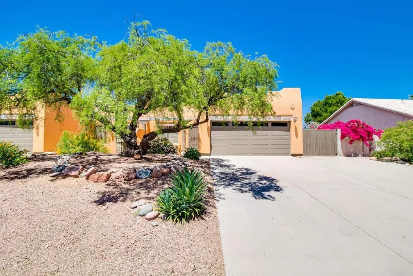 Charming Fountain Hills 3 Bedroom Home!