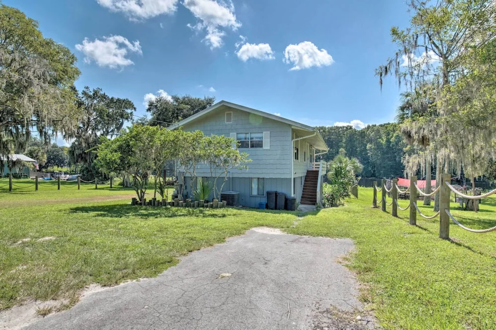 Riverfront Apt w/ Kayak Launch in Dunnellon