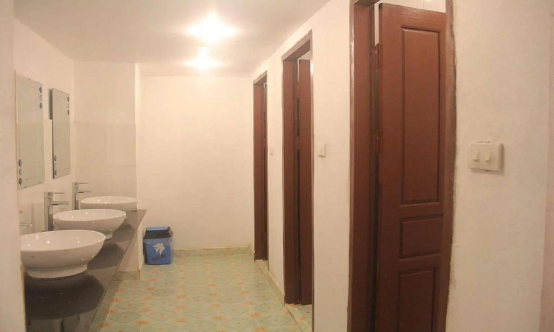 LPQ Backpackers Hostel