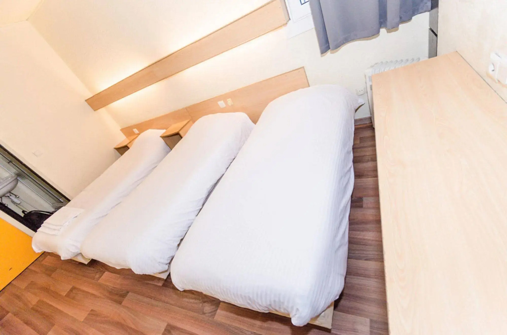 Hotel de la basse sambre