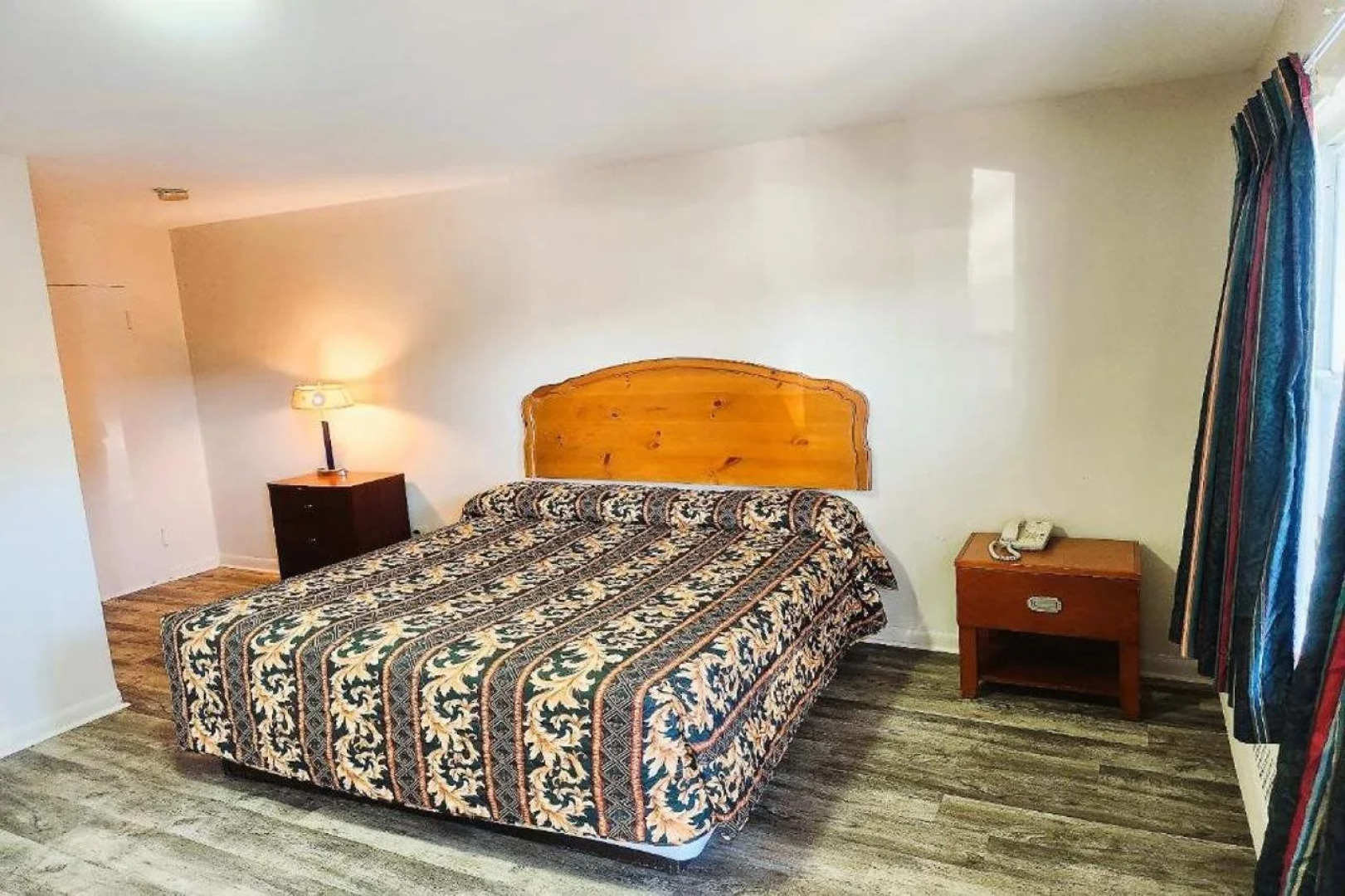 Manor Motel By OYO Near Oak Brook/Chicago Westchester