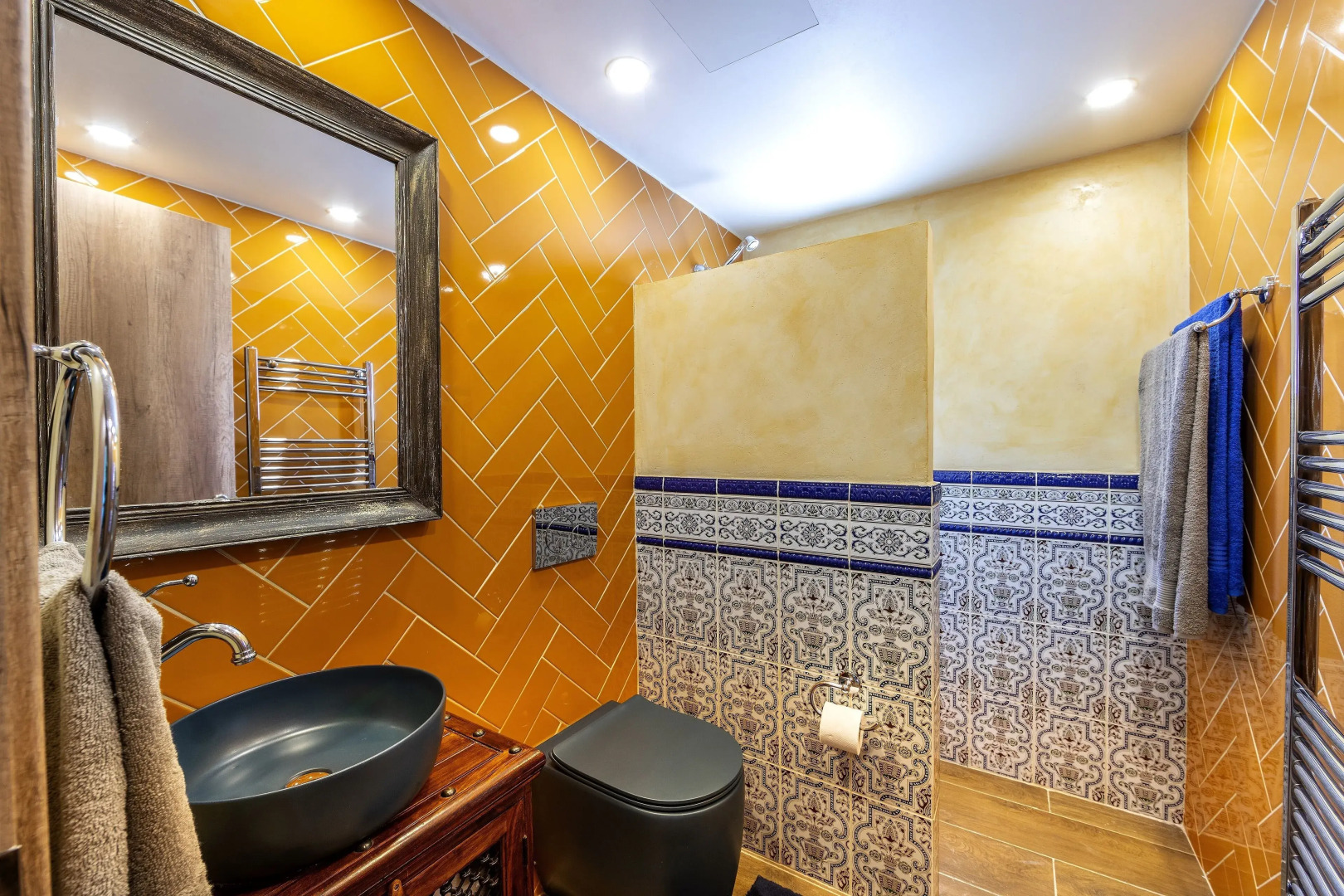 Castle Holiday Apartments