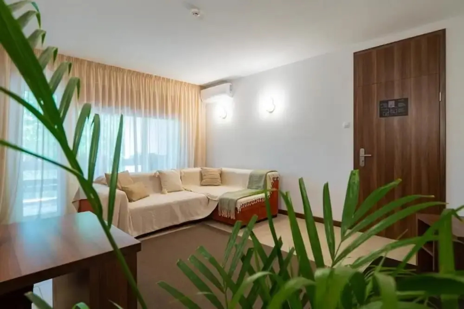 Epico Seafront & Garden Apartments