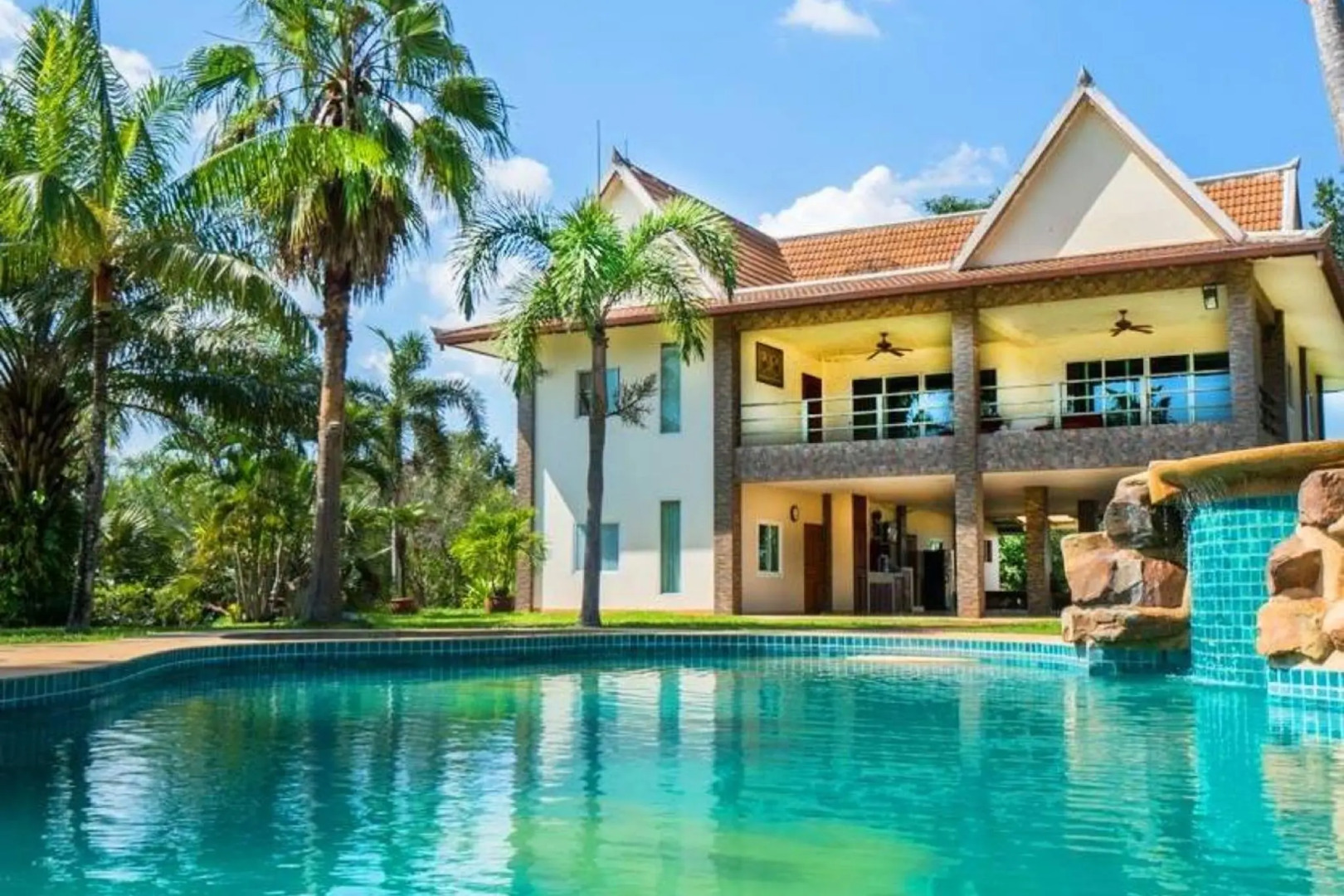 Capital O916 Chill Chill D Pool Villa