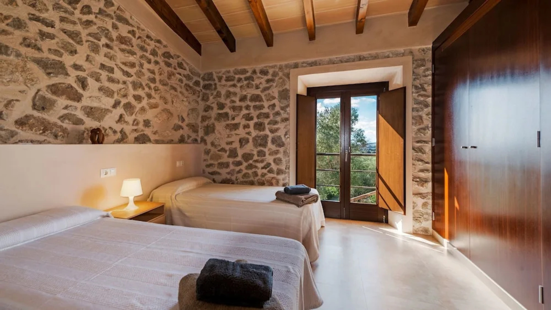 Residence by G Son Veny