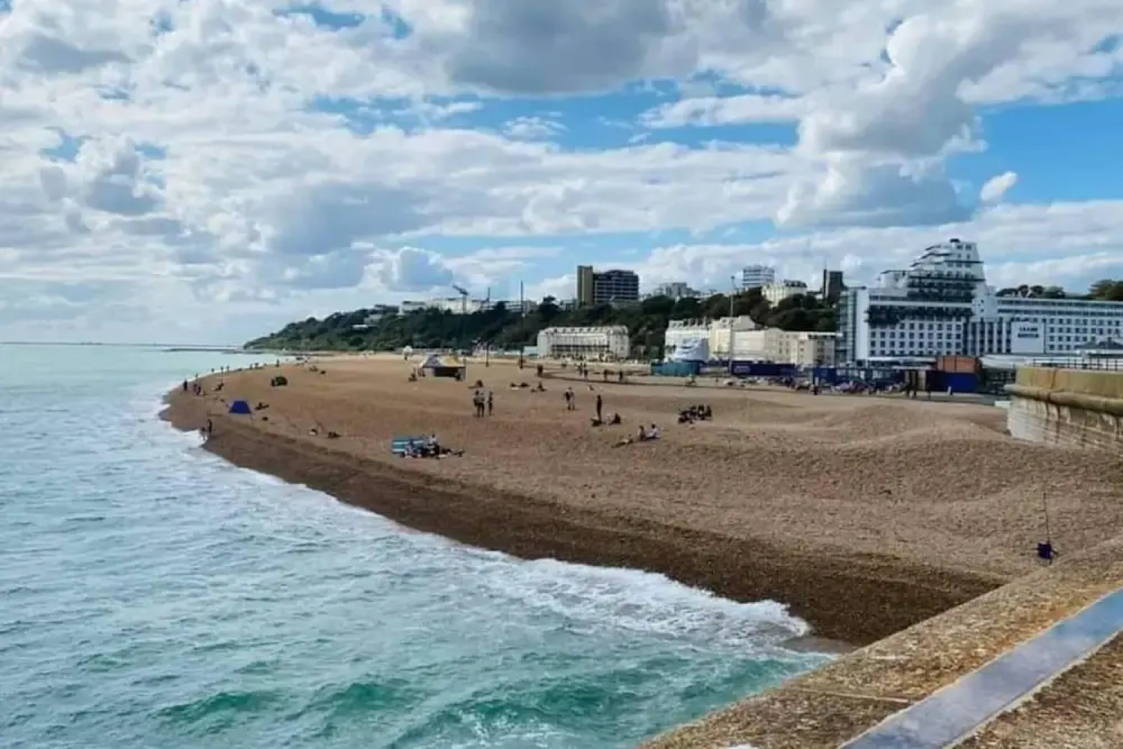 Threeways Retreat With Heated Swimming Pool