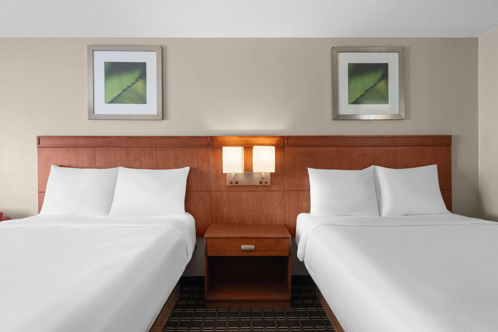 Travelodge by Wyndham Fargo West Acres