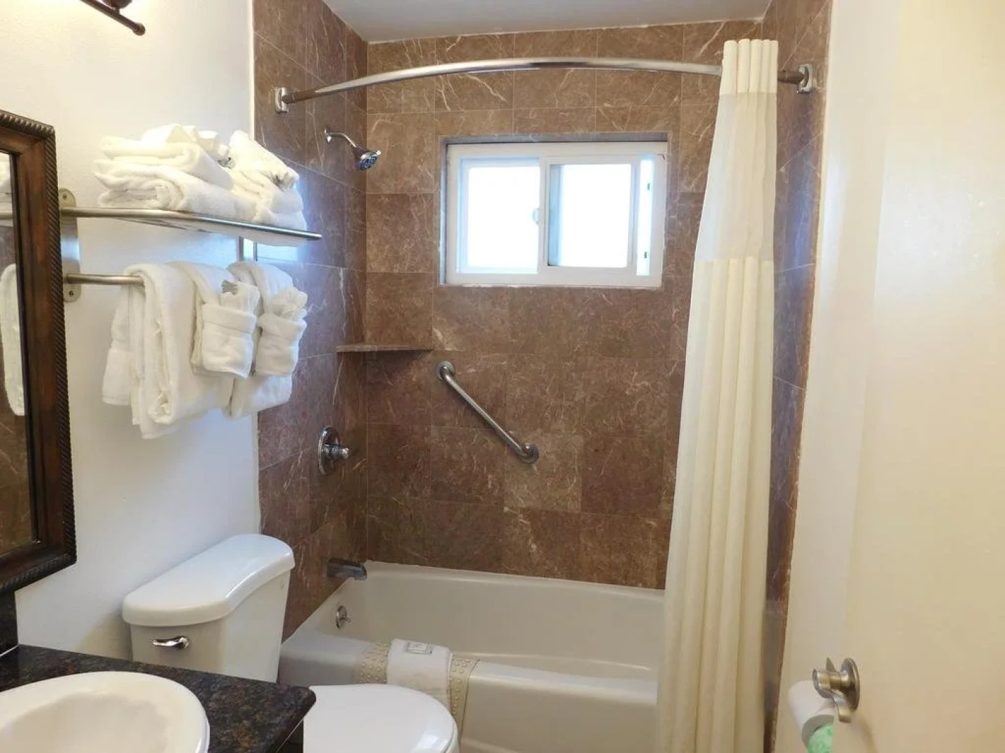 Stargazer Inn and Suites