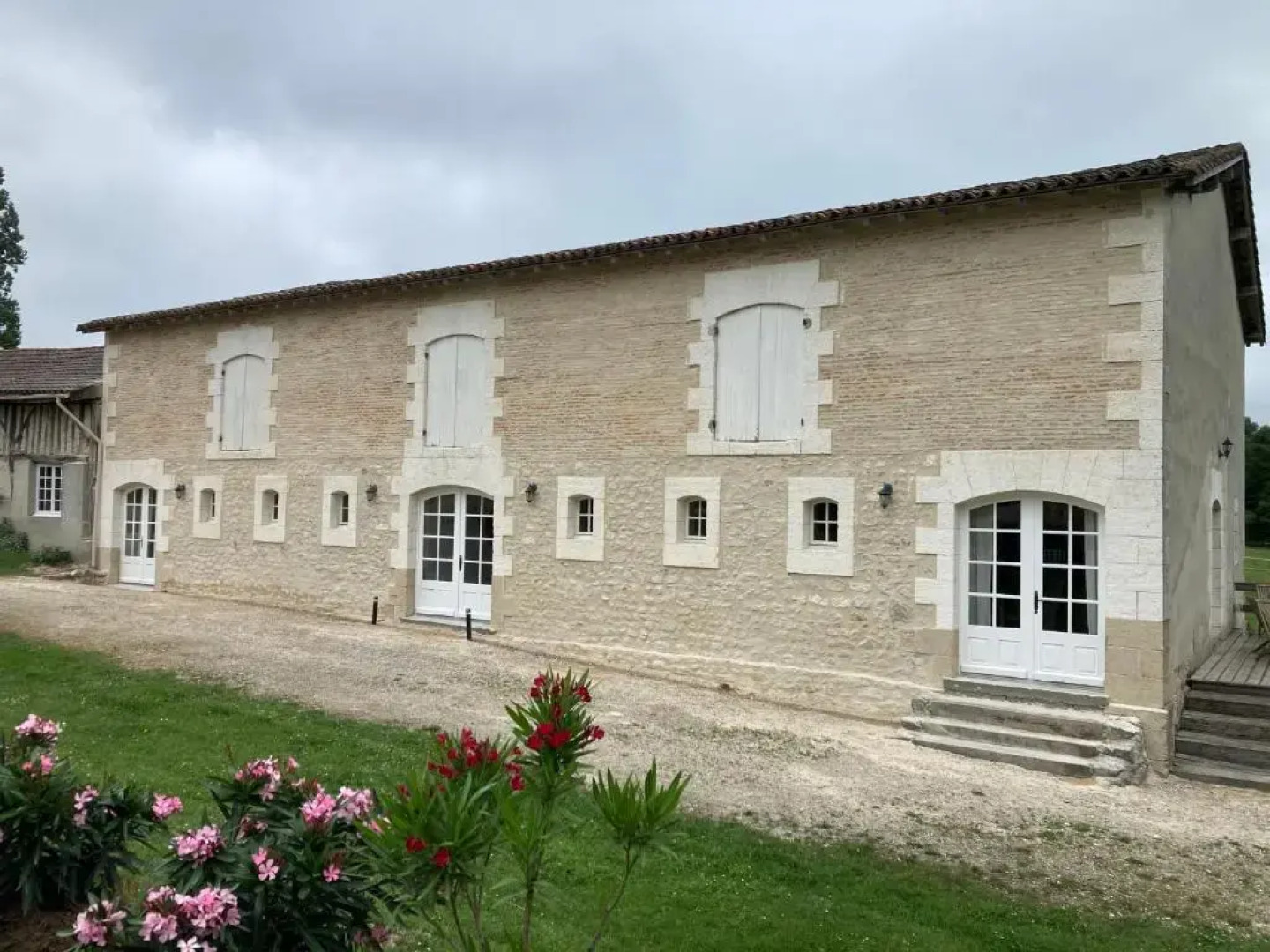 Le Petit Chateau Servanches