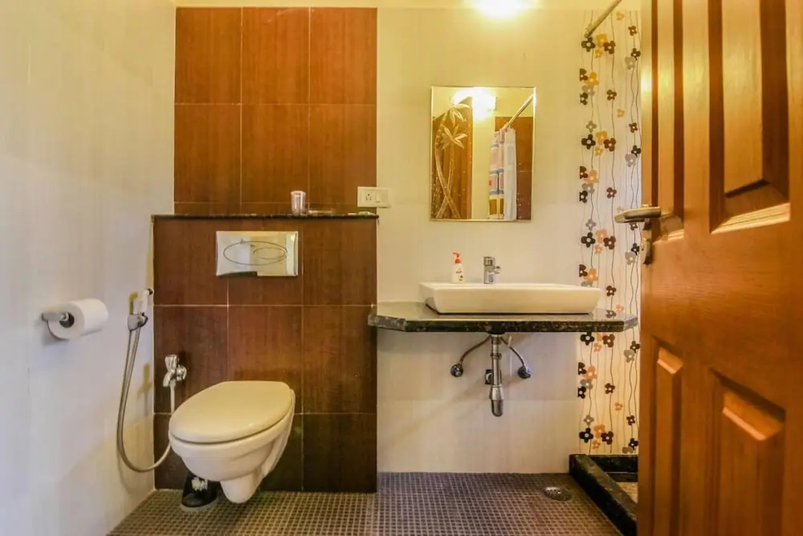 Royale Holiday Villa