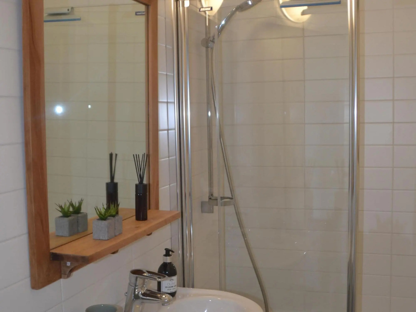 Romantic apartment in Blankenberge with sea-views